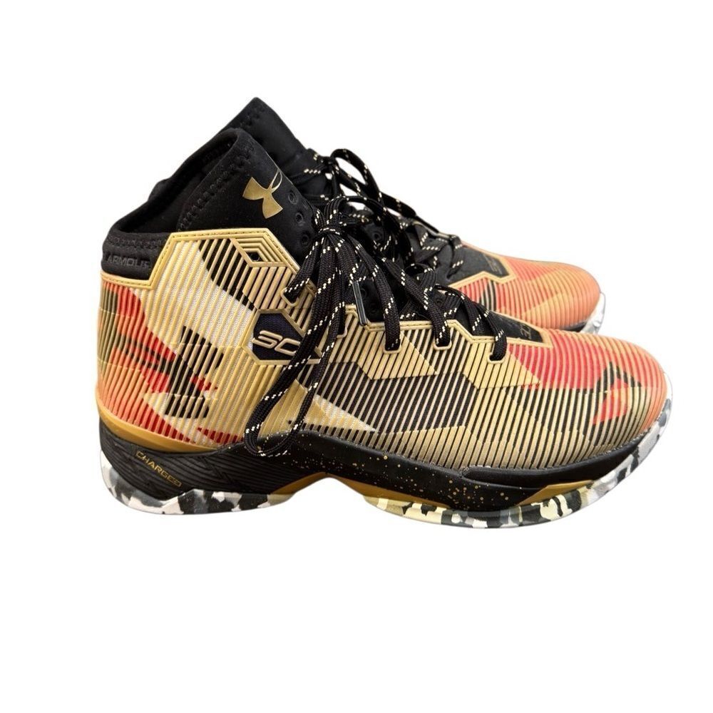 Men's Curry 2.5 Under Armour Size 10 Stephen Curry High Top Sneaker Shoes